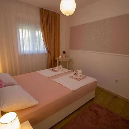 Flumen Apartman *